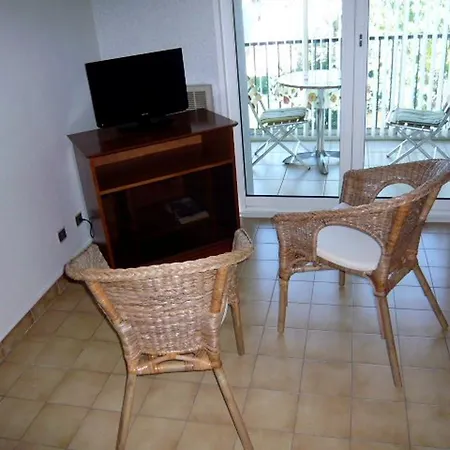 Le Clos De L'eden Apartment *